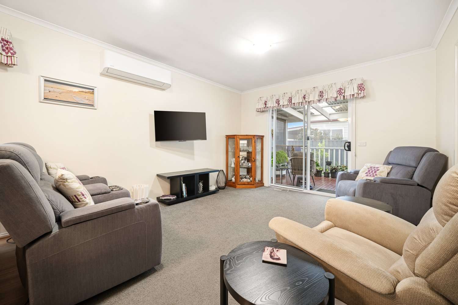Lifestyle Communities Casey Fields - Spacious 2-bedroom home with study packed with features