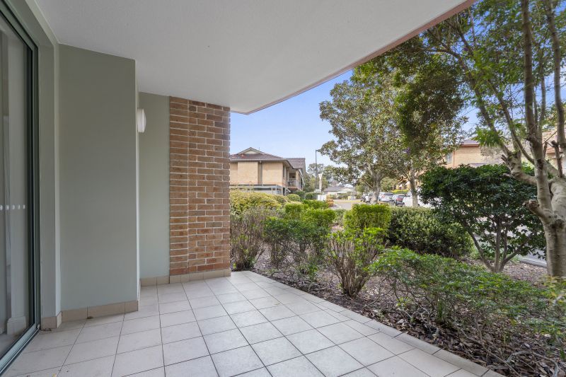 Spacious one bedroom retirement unit in fantastic location