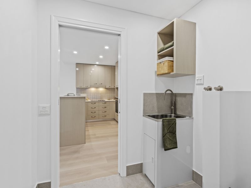 Welcome to your new home...stylish retirement living with new upgrades in a prime Woolloongabba location