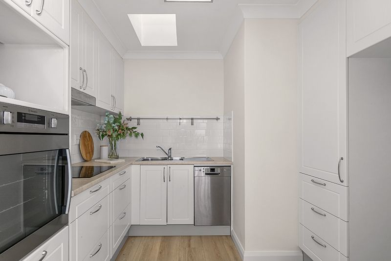 Rarely available newly renovated 2 bedroom, spacious, immaculately presented ground floor villa