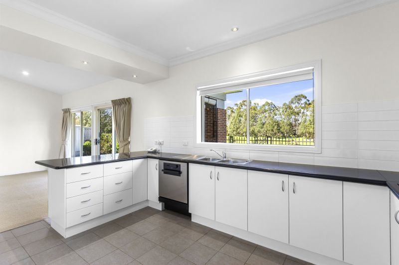 Spacious Villa with Golf Course Views