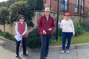 Treasure hunts and street happy hours: Life in lockdown in a Sydney retirement village