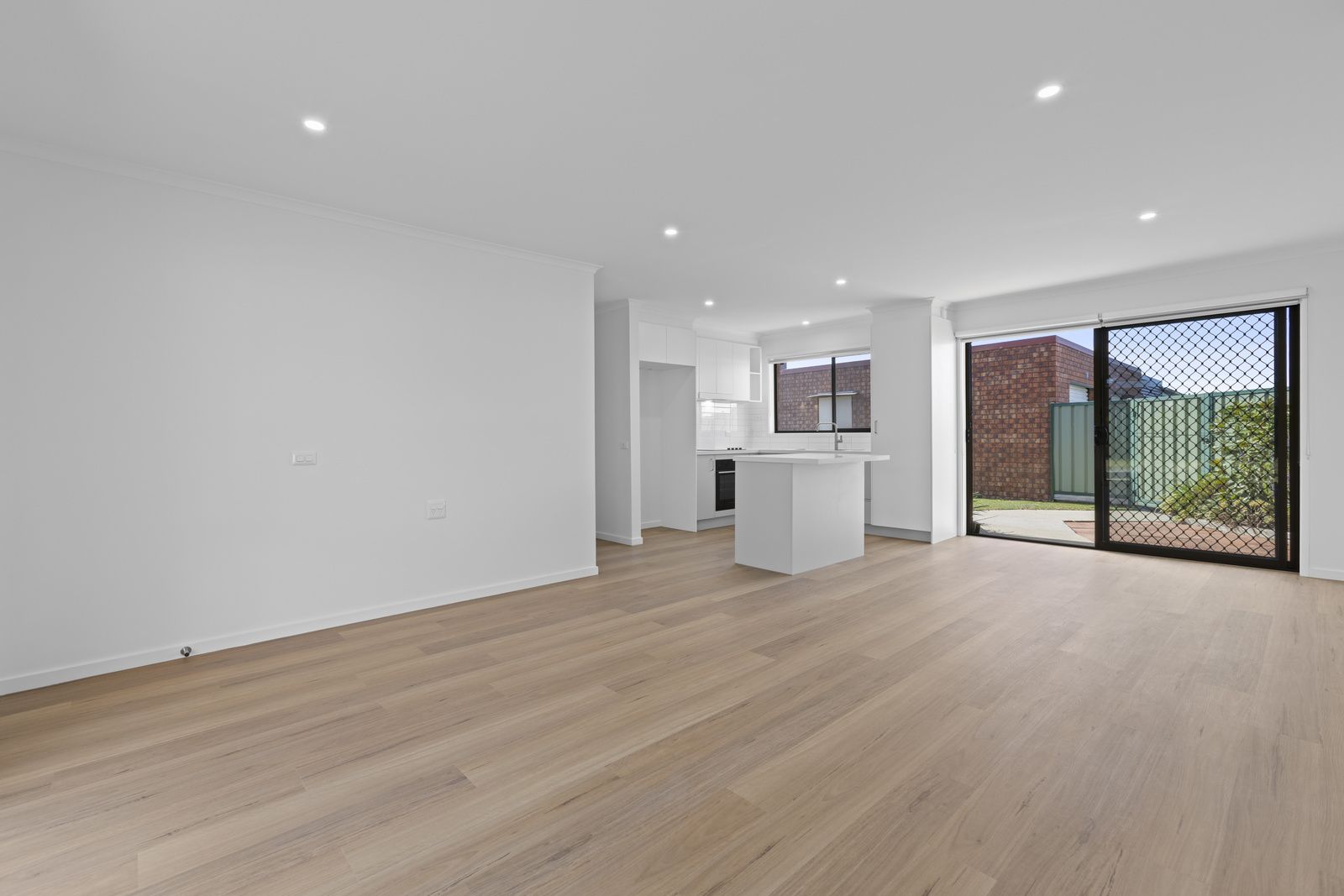 Beautifully Renovated 2-Bedroom Unit