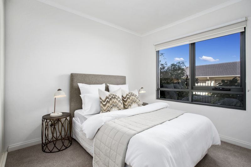 Highly desirable 2 bed + study ground floor apartment