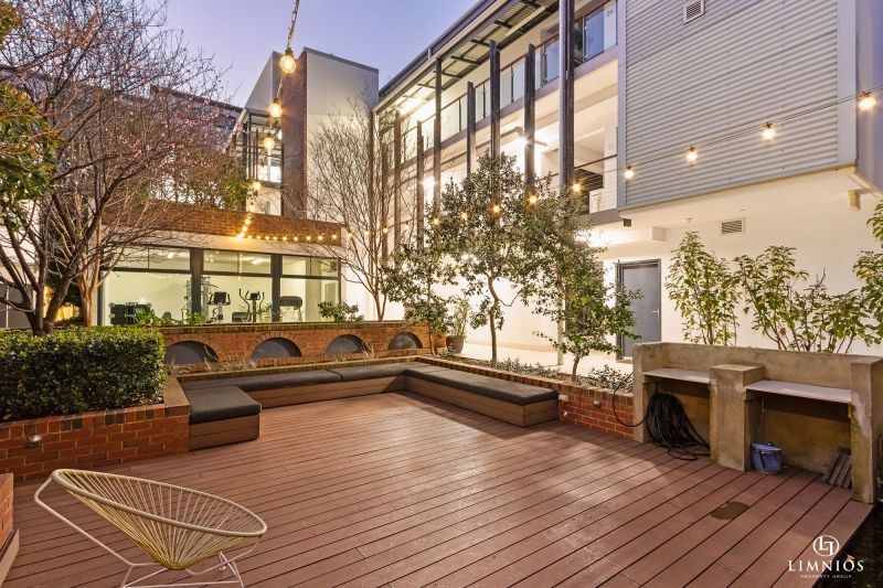 Heritage Warehouse Apartment