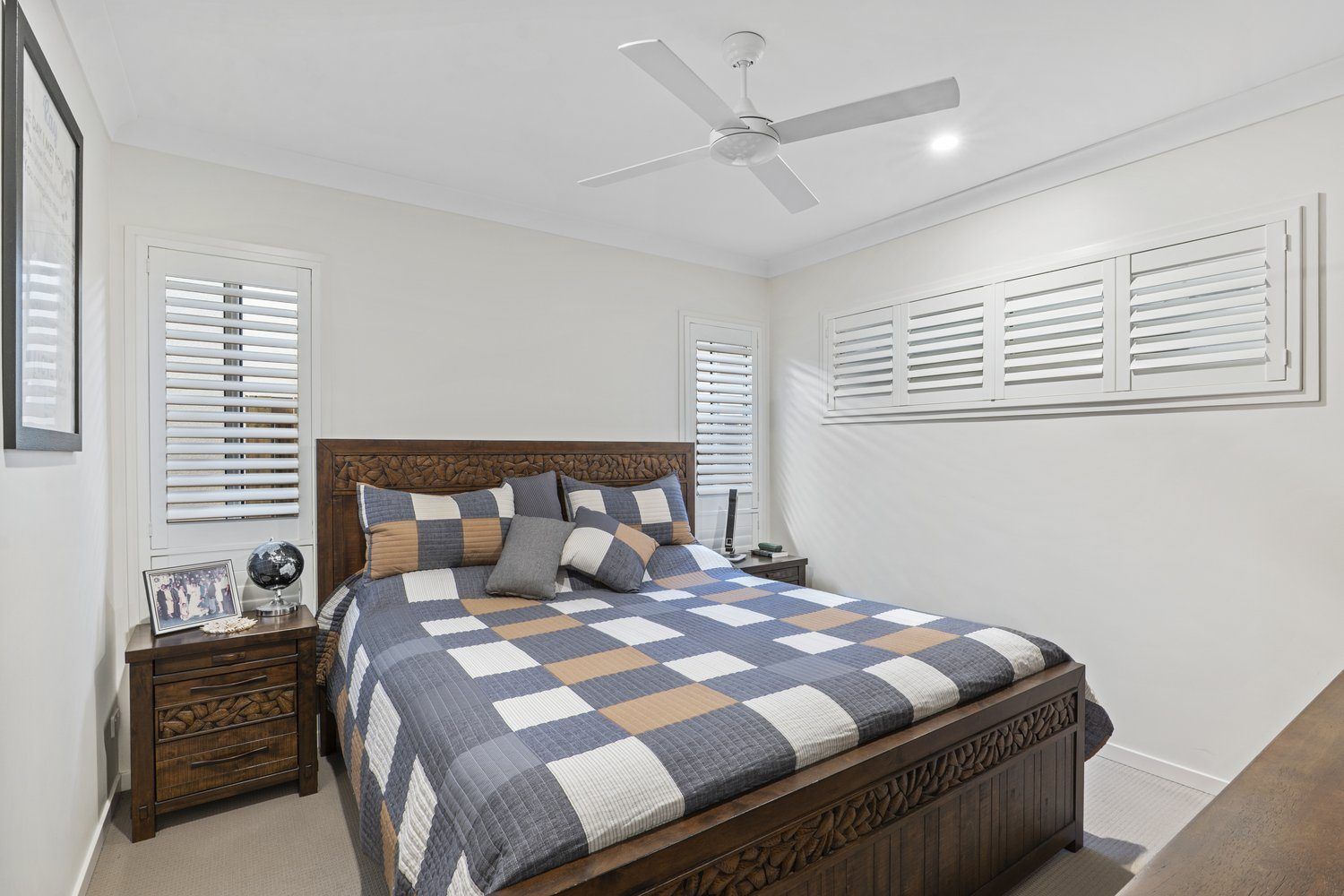 Stylish Home Near Clubhouse