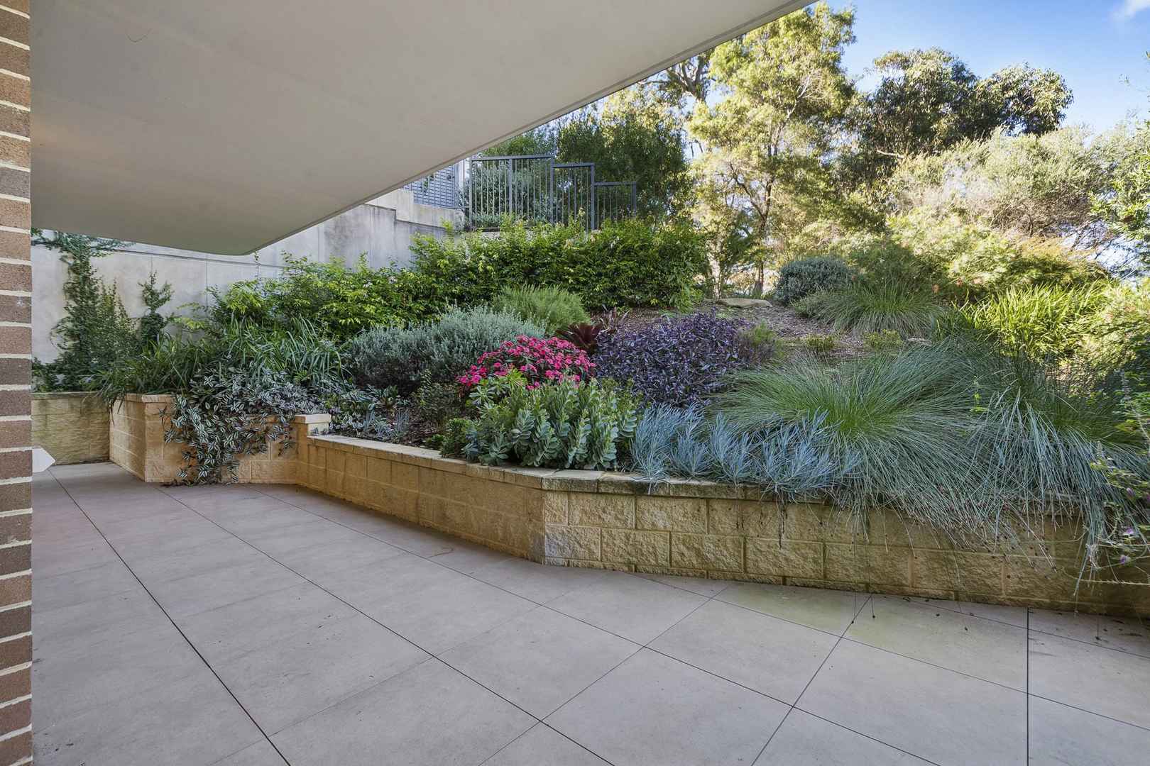 Garden Apartment with Premium Finishes