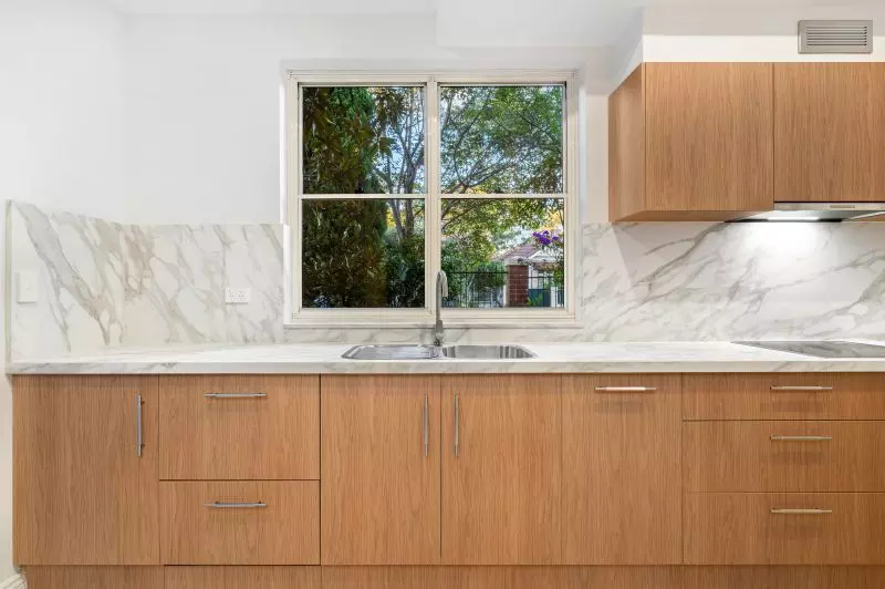 Contemporary three-bedroom apartment in a prime village setting