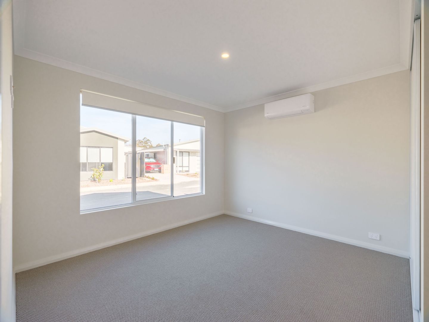 Spacious 3-bed home with outdoor alfresco
