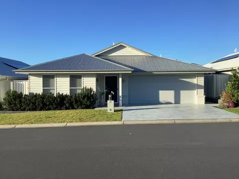 Enjoy the good life in the comfortable and stylish Over 55s Community Lifestyle.