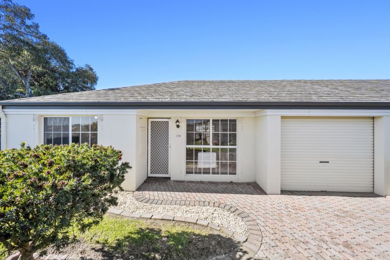 Stylish Living by the Bay