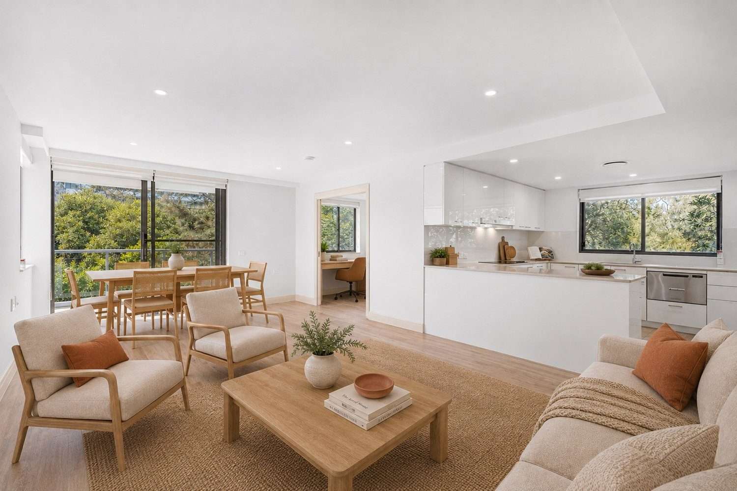 Three-bedroom apartment with room for family and friends