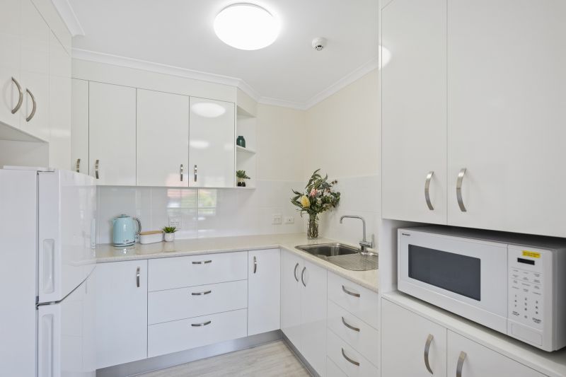 Superbly spacious apartment with garden views