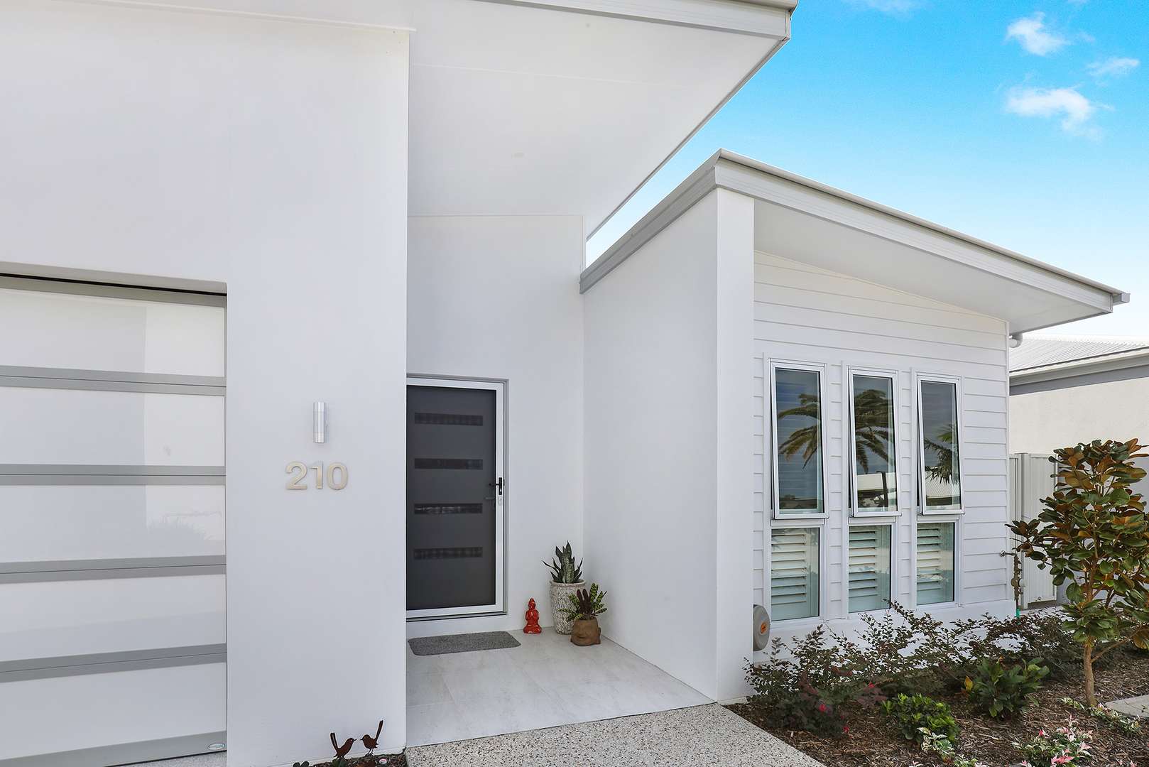 Opportunity is Knocking – Answer It! - Villa 210 GemLife