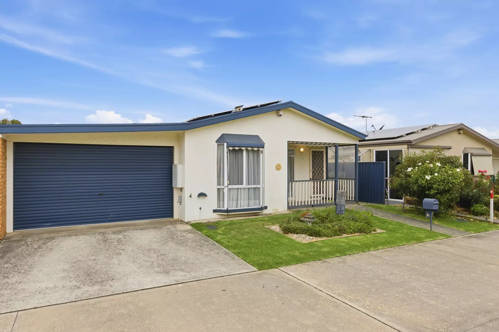 Beautiful Eighth Avenue