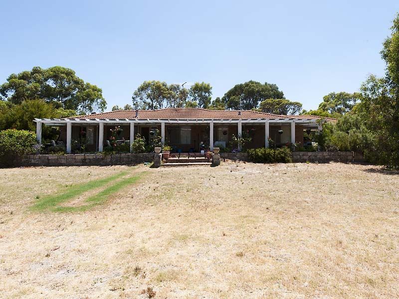 PLENTY OF SPACE FIVE BEDROOMS AND ACERAGE