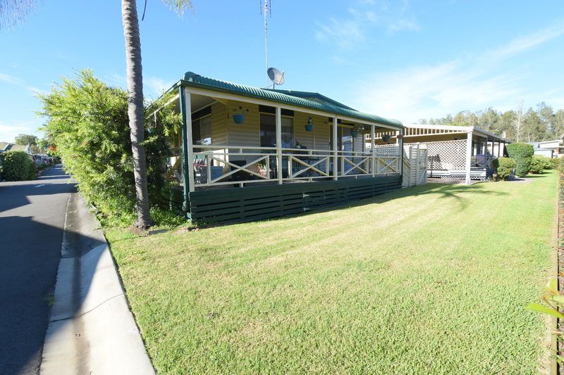 2 bedroom cottage style home with large wrap around verandah!
