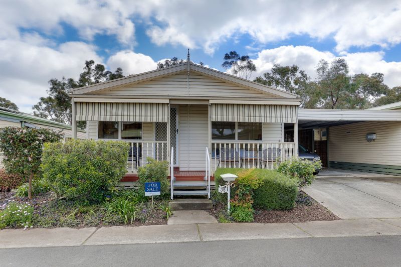 2 bedroom home in pet friendly community