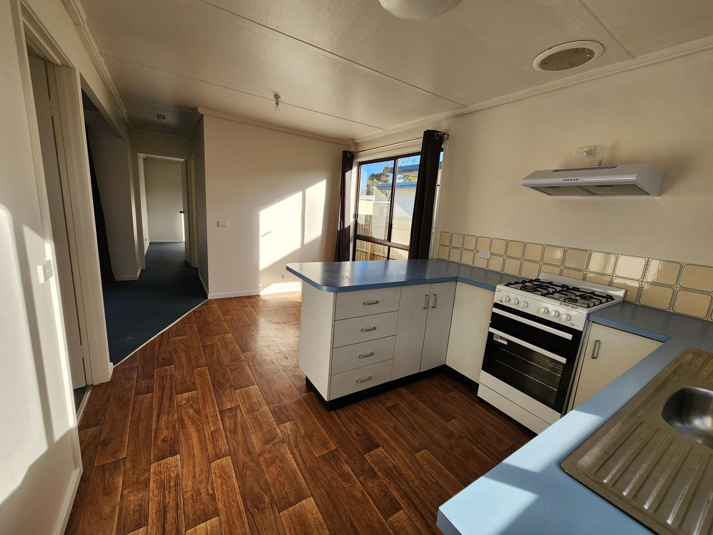 Portland Tourist Park - Pre Loved Home