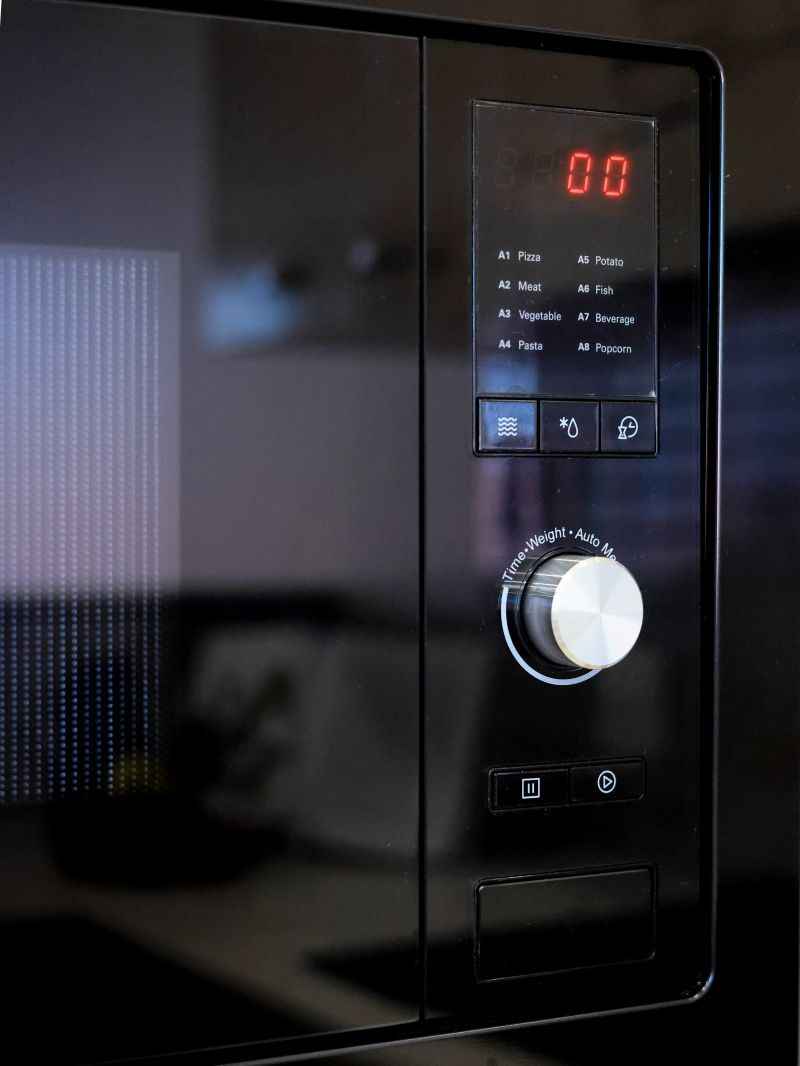 Discover the perfect blend of style and convenience in the Gabba