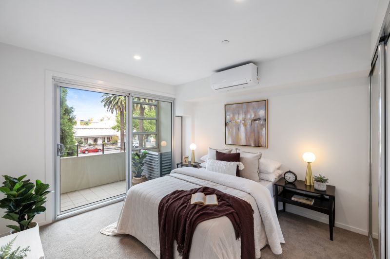 South Facing one-bedroom apartment