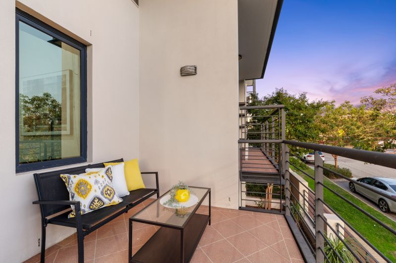 Modern Living in Prime Location!