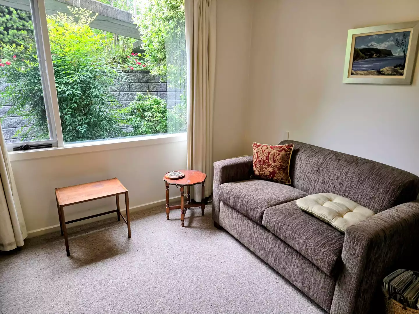 Maranoa Close Retirement Village Balwyn Vic,3103 Unit 19 2 x Bedroom ground floor with courtyard and carport