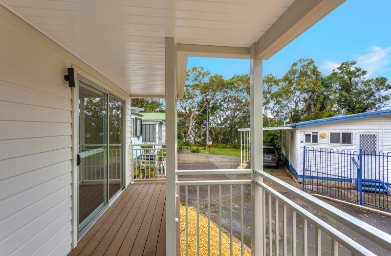 Newly Updated Home - Beautiful Bushland Surrounds