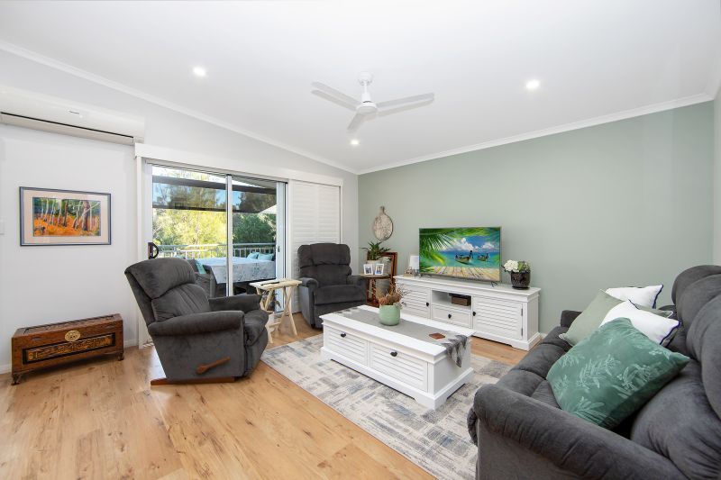 Contemporary Design with Stunning Alfresco Spaces