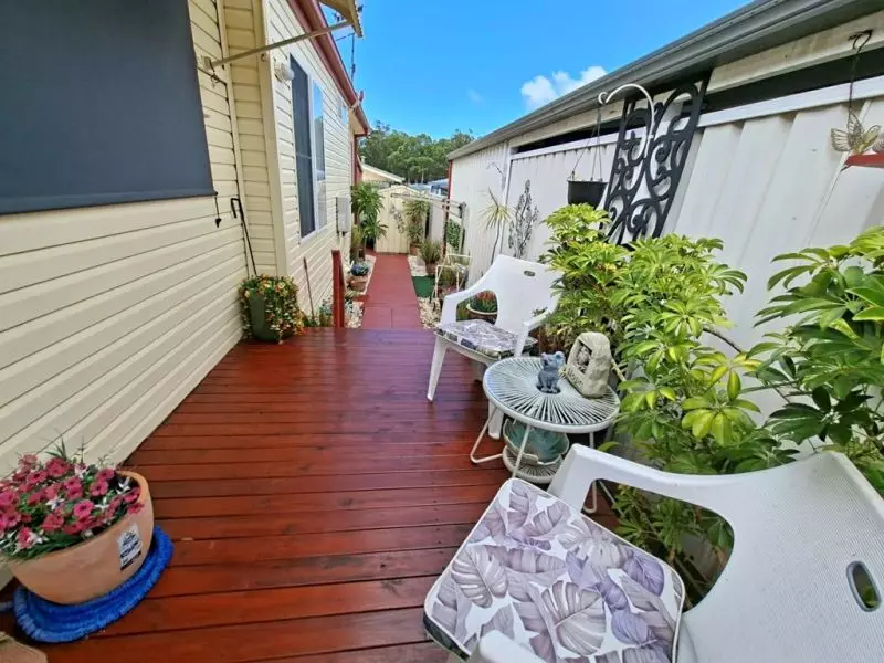 Coastal Gem with effortless living.
