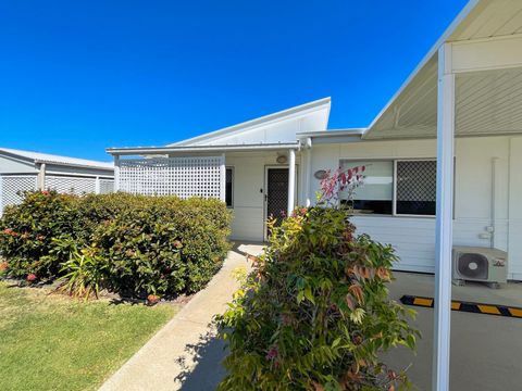 Villa 18 | 2 Bed + 1 Bath + Powder