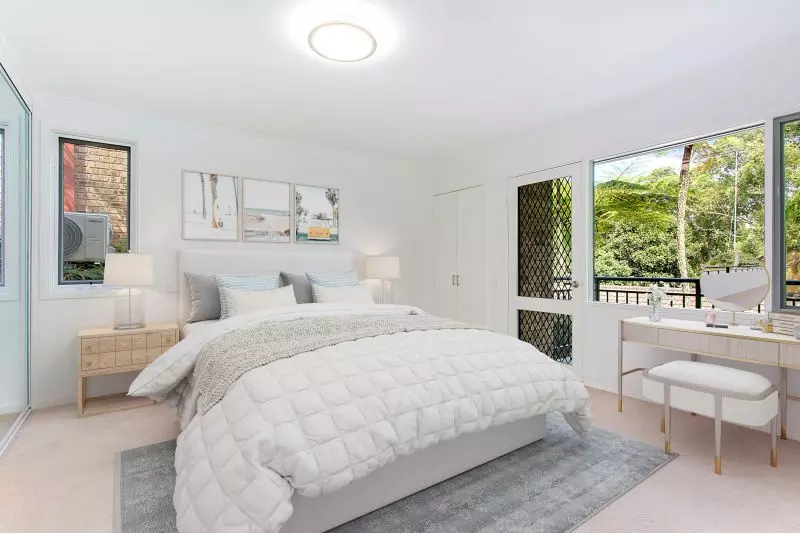 Quiet and private villa with leafy outlook