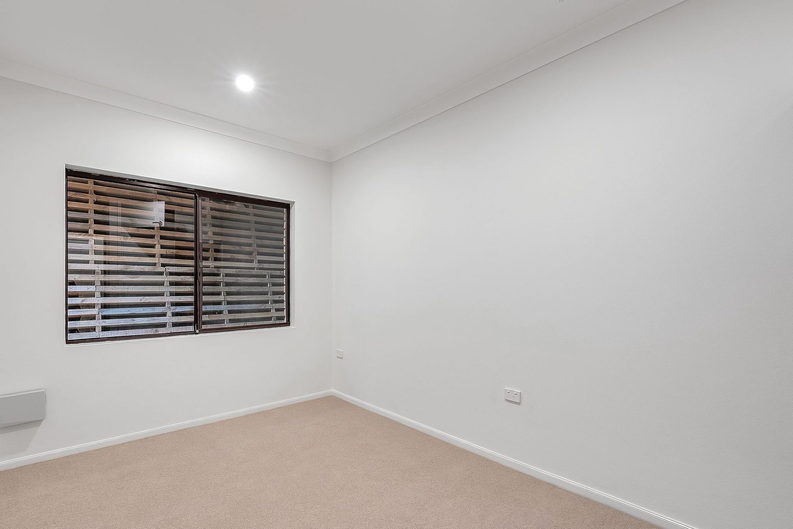 Spacious Garden Retreat Near Village Heart