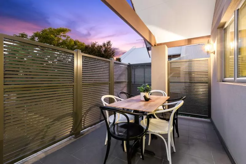 Fantastic Inner City Contemporary Lifestyle!