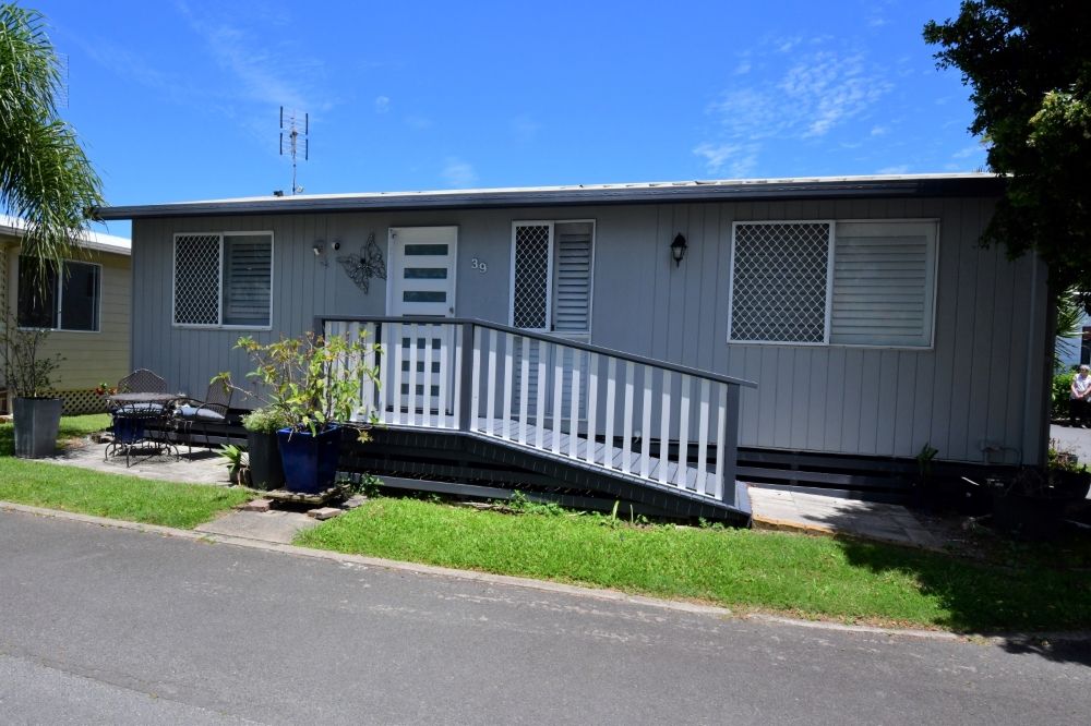 The Palms Village - Over 50’s pet friendly lifestyle village