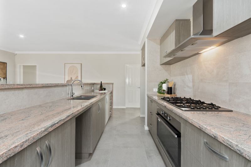 Fabulous Brand New Family Home!