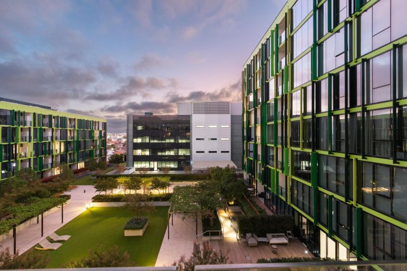 Great Outlook and Stylish Living!