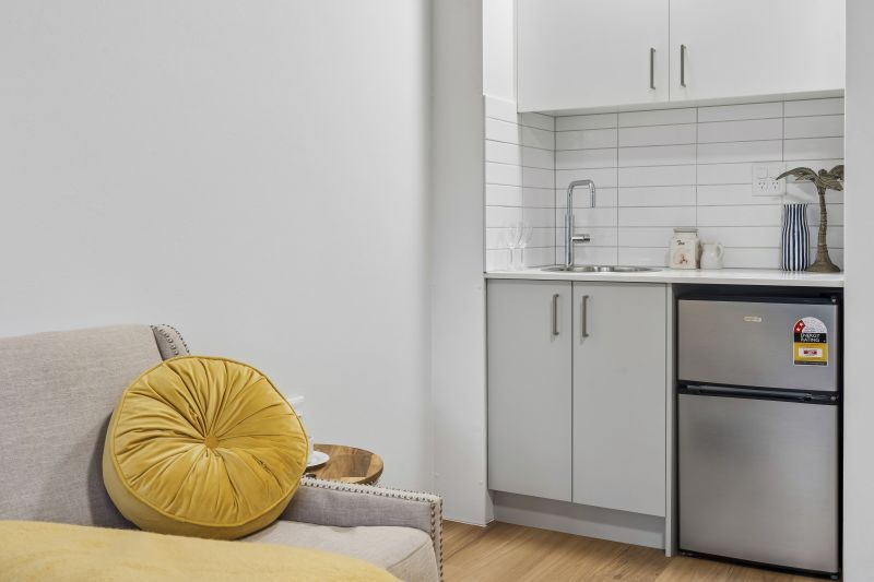 Ready to move in - Renovated serviced studio apartment - independent retirement living, Northern Beaches