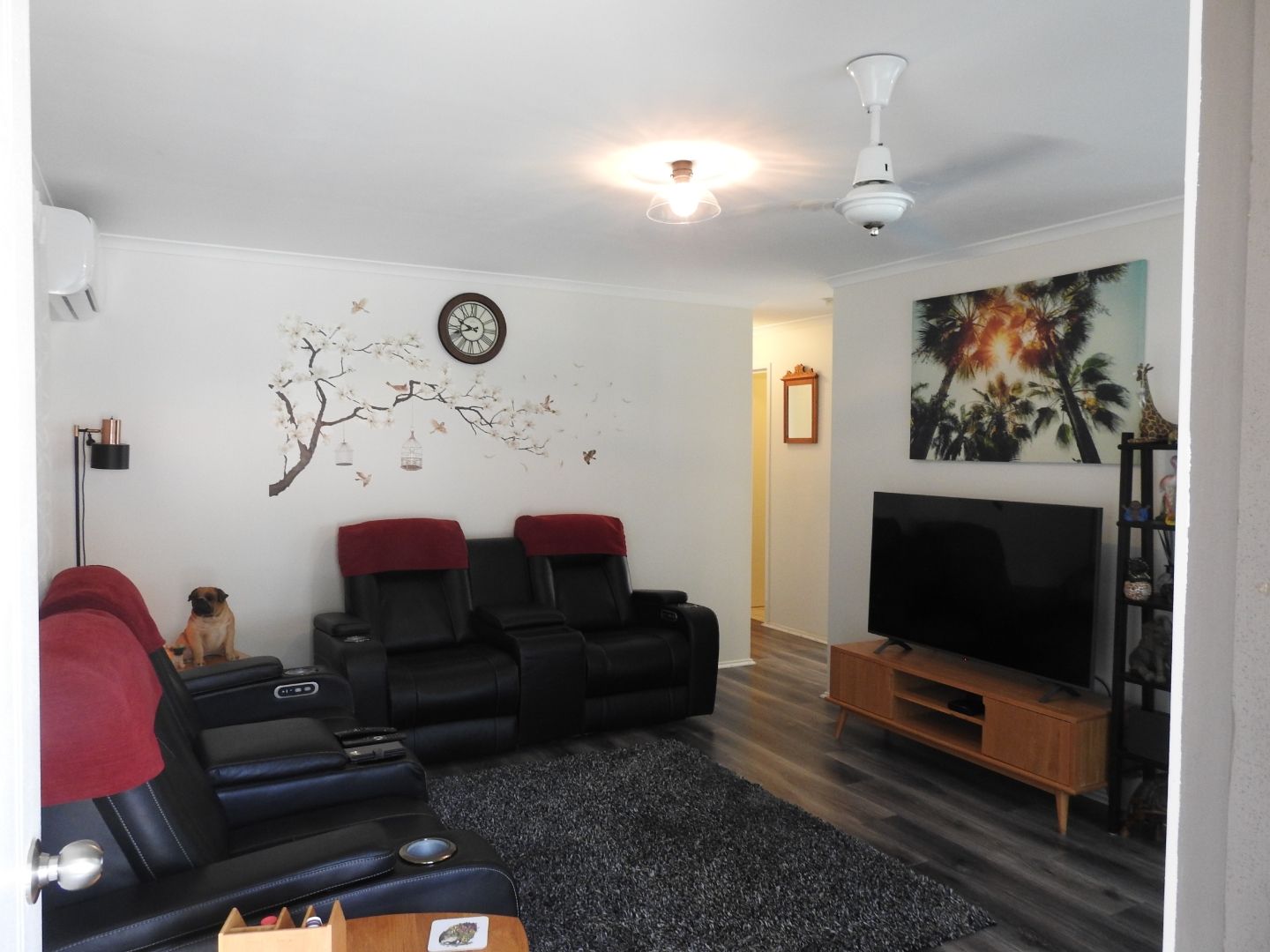 Delightful renovated Cottage in Rustic Court