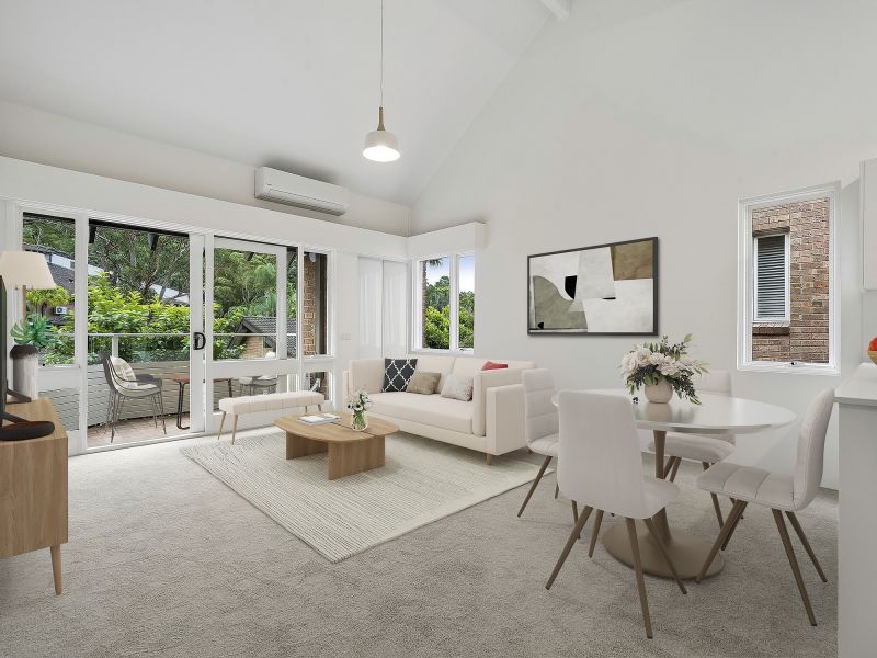 Freestanding villa with ample natural light