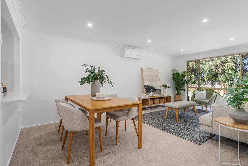 Warm & inviting home!