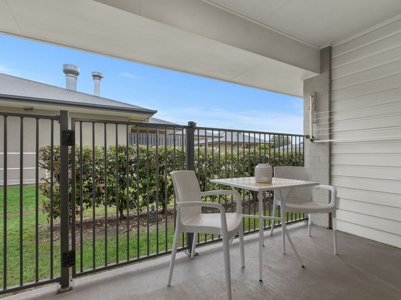 Inviting, well-presented 1-bedroom home with minimal upkeep