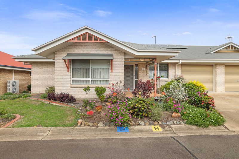 Bright, Breezy Open Plan Living