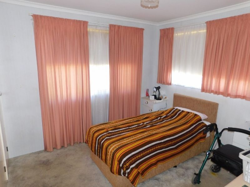 Site #304 Bayway Village - Pre loved