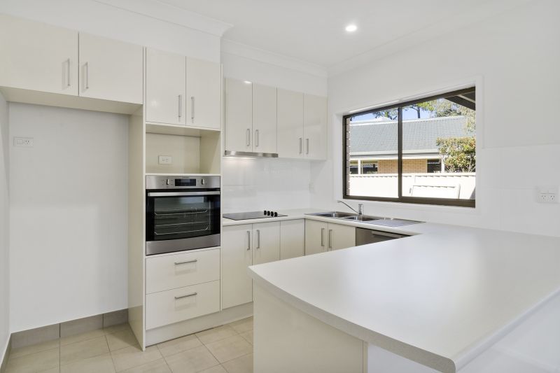 Brand New Renovated 2 Bedroom Unit