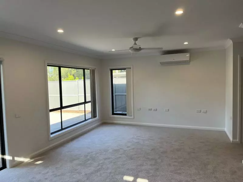 Under Offer -Retirement living at its finest