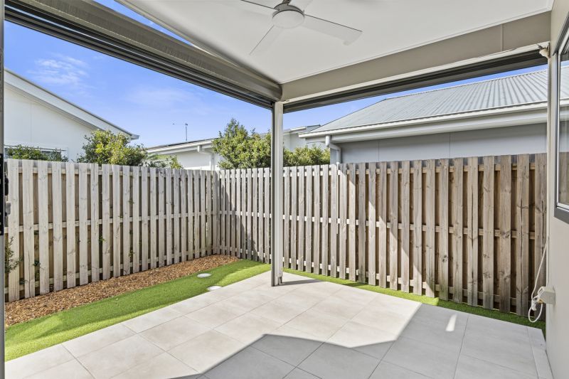 Sunny Position, Spacious Backyard