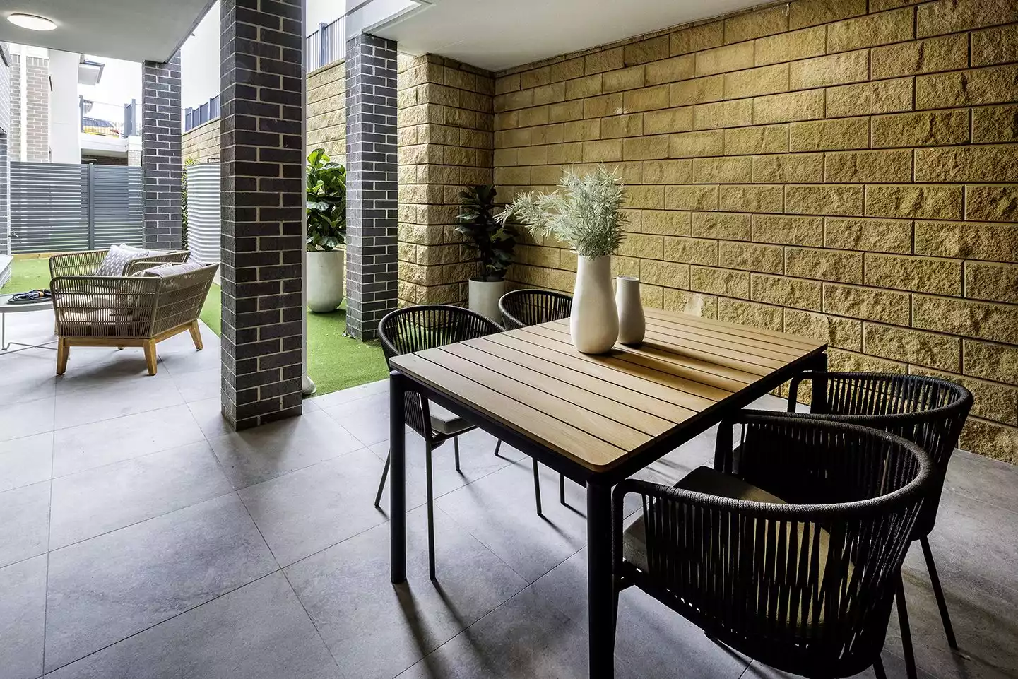 003 Spoonbill Avenue/33 Shearwater Drive, Shortland, NSW 2307