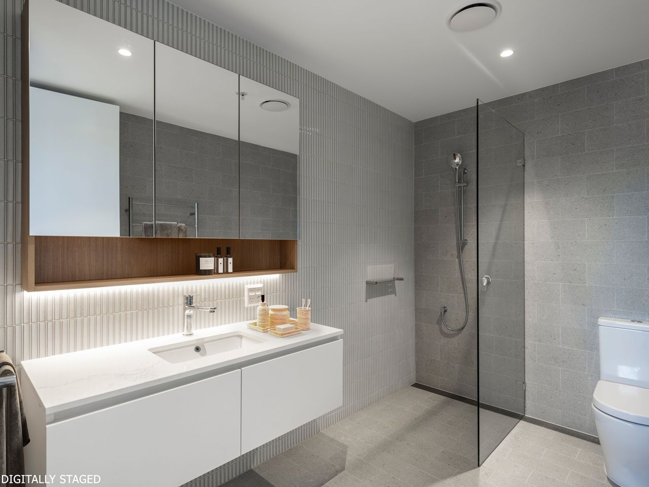 Perfectly Spacious Independent Living for Ultimate Comfort