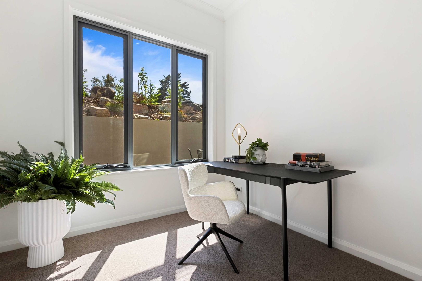 Modern Elegance Meets Tranquility